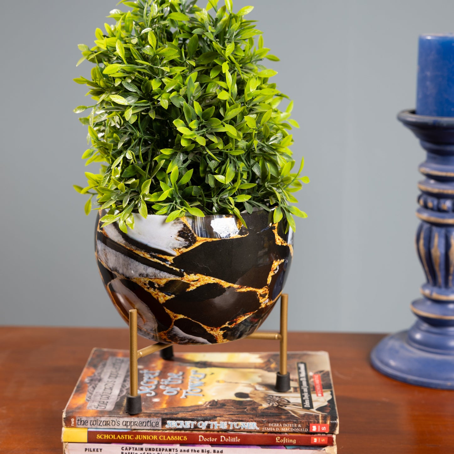 Round Iron Metal Meena Pots with Iron Stand in Black Design