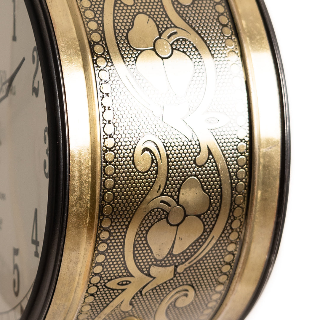 Vintage Traditional Railways Station Clock in home decor