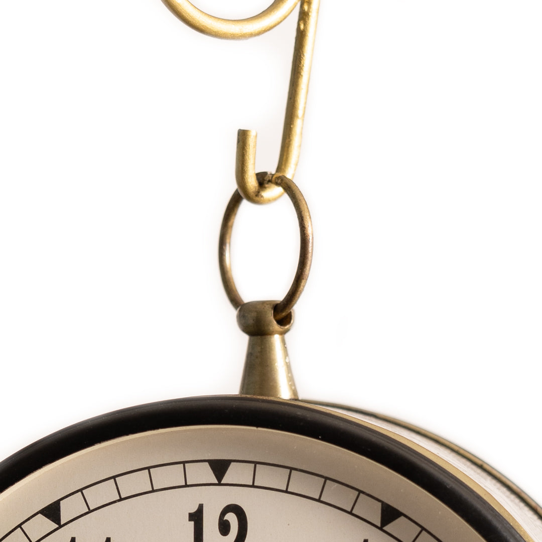 Vintage Traditional Railways Station Clock in home decor